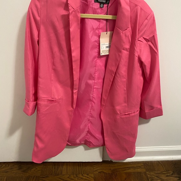 Misguided Hot Pink Oversized Blazer - Picture 2 of 4